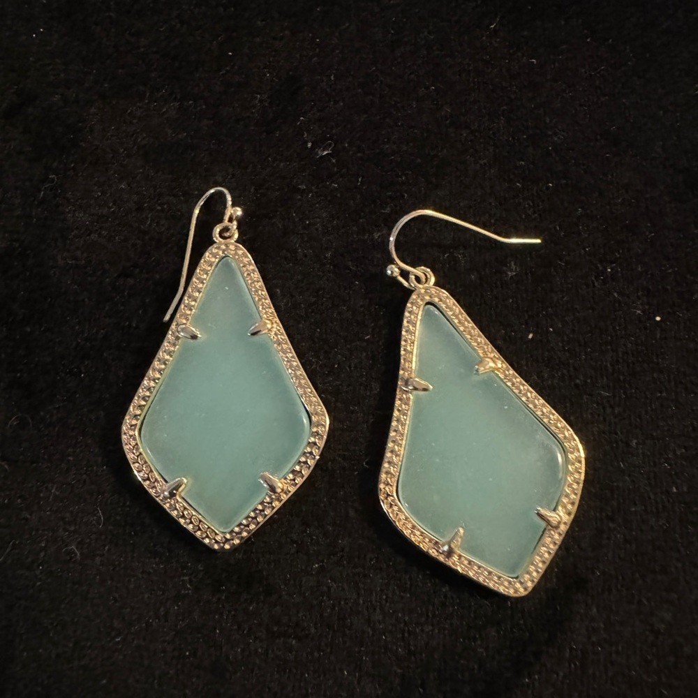 Green stone Kendra Scott earrings
